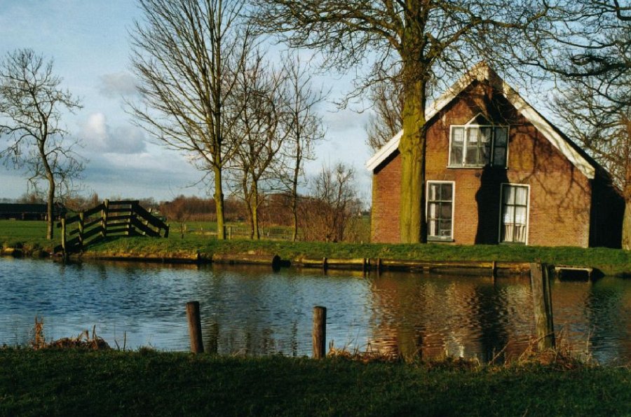 020303 34 noordaa boerderijtje
